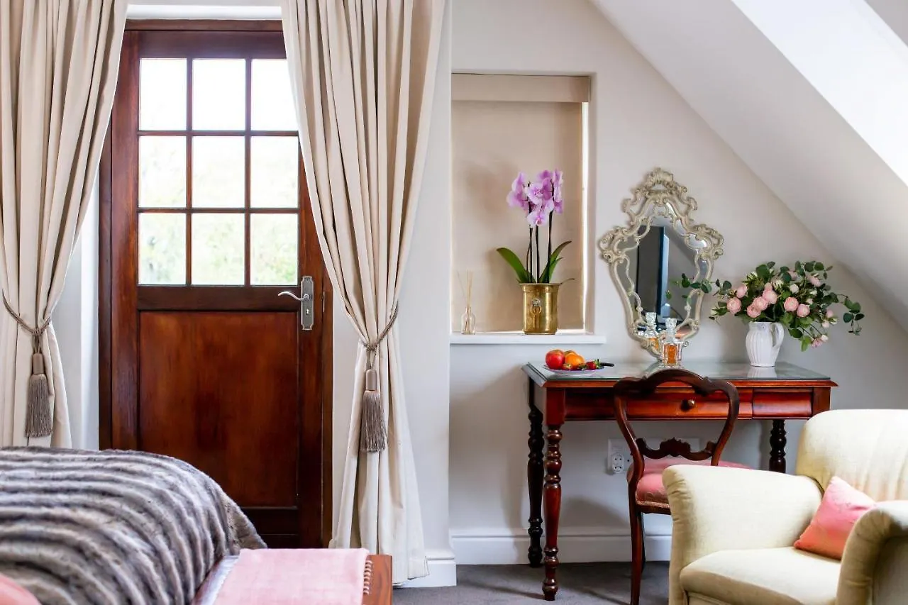 Vredenburg Manor House Otel Somerset West Konukevi