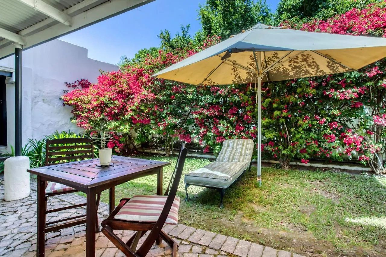 Vredenburg Manor House Otel Somerset West Konukevi