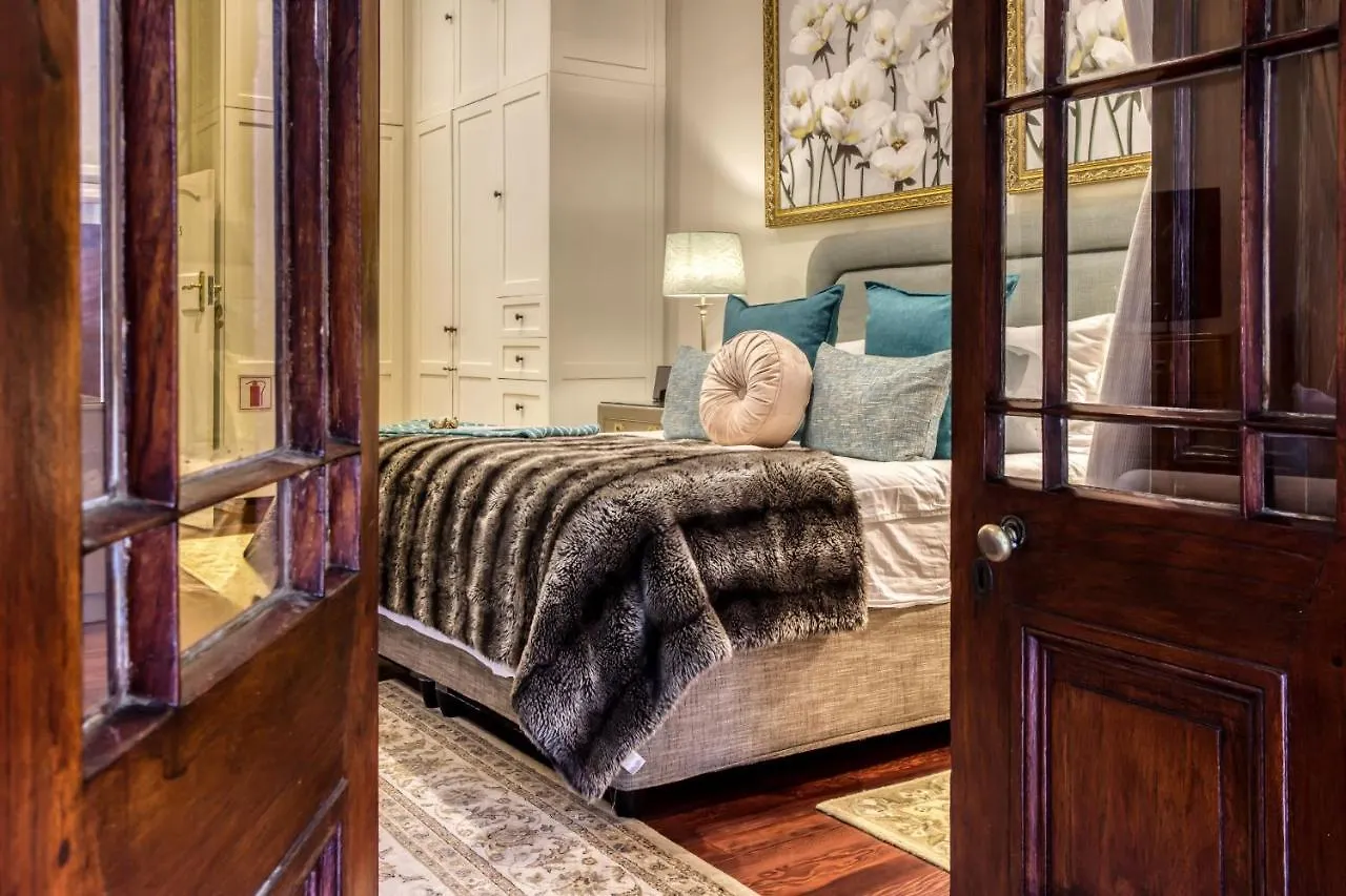Konukevi Vredenburg Manor House Otel Somerset West
